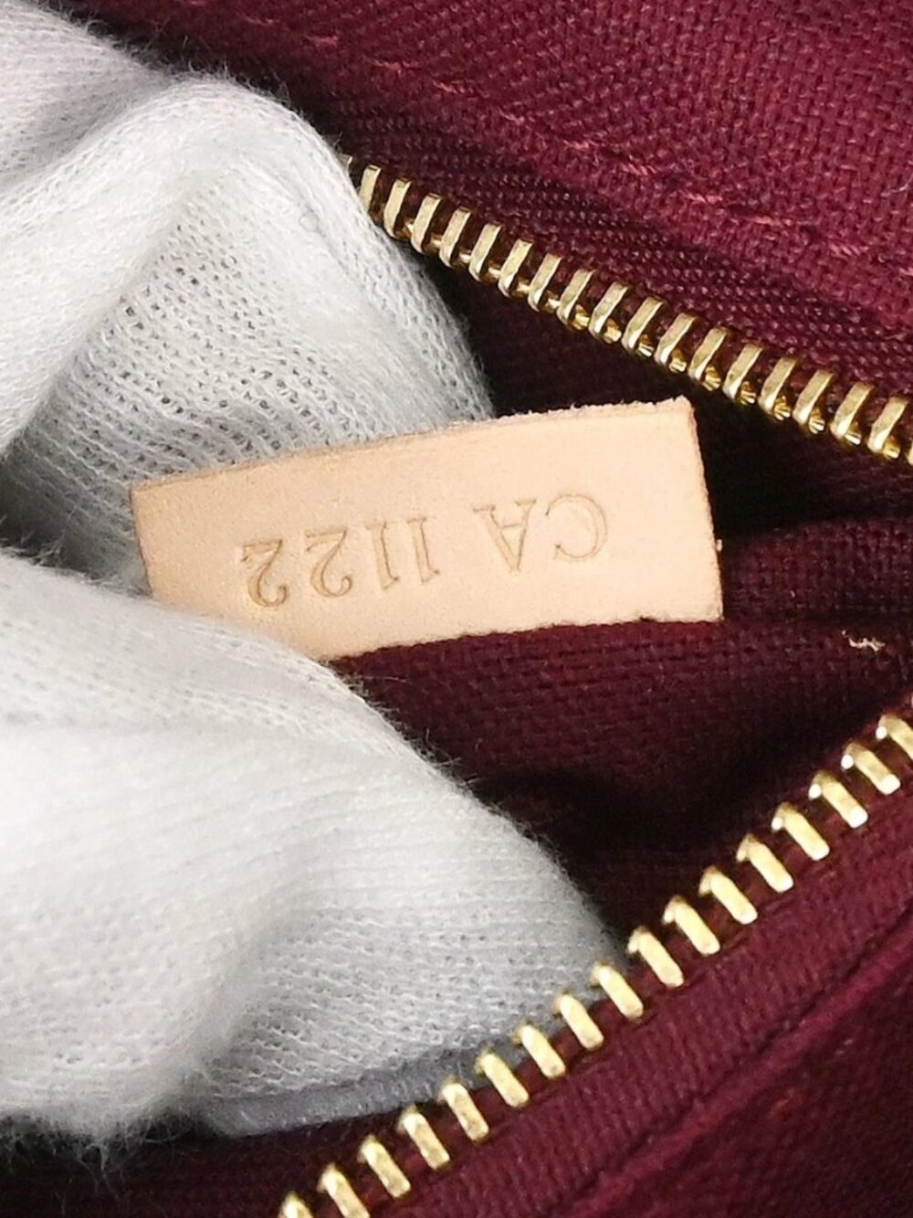 Louis Vuitton Monogram - Picture 15 of 15